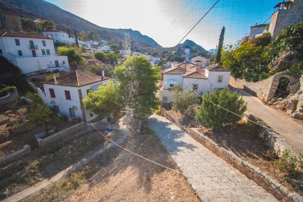Апартаменти Iolis Loft Hydra Екстер'єр фото